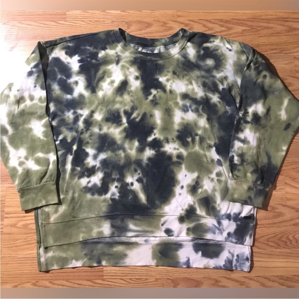 Marc New York Green and White Sweatshirt